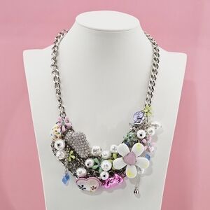 Betsey Johnson Flower Bib Necklace Silver Tone Faux Pearl Bunny Easter Spring